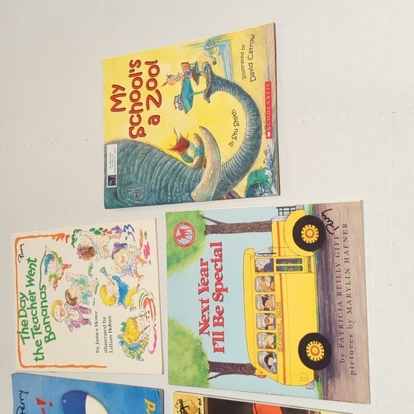 Scholastic Back to School Fictional Paperback Book Set of 5 Used Books - Picture 3 of 10
